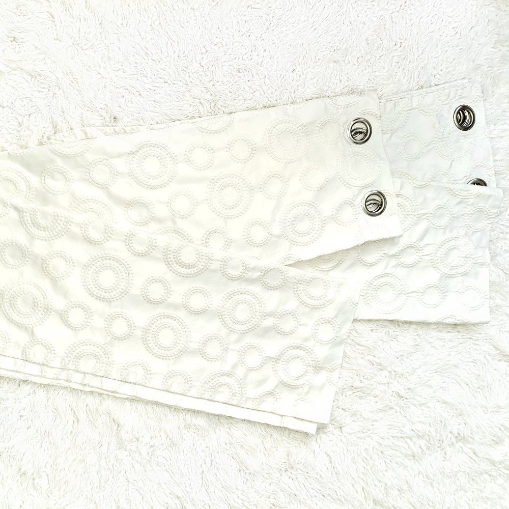 Ivory Curtain-Eclipse Pattern 84x42 - blackout - gromet top